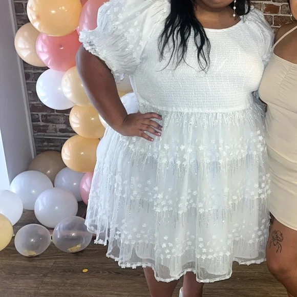 Plus size white floral dress from JessaKae - Picture 4 of 5